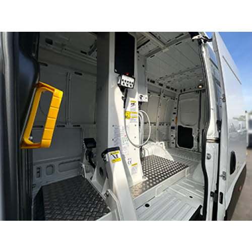 4.5t-Renault-Master-internals