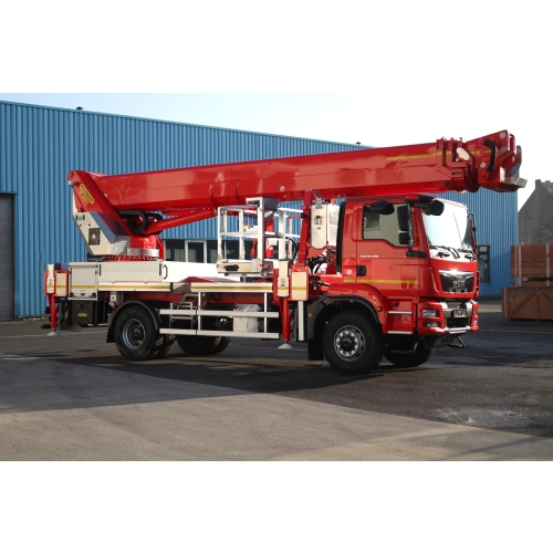 p480 cherry picker 4x4 truck